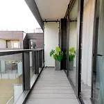 Hanza Tower De Lux Green